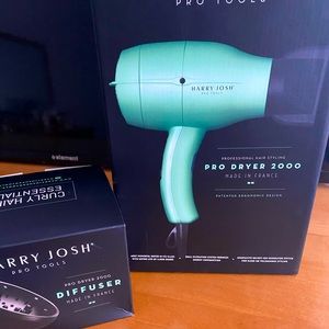 Harry Josh blow dryer hair set diffuser